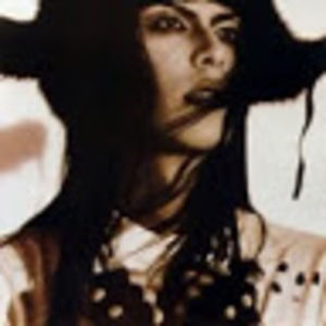 Meet your Posher, Yohanna